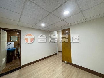 愛河駁二旁新2房電梯公寓｜高雄市鹽埕區大有街