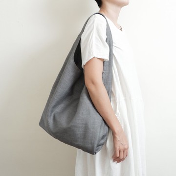 一塊流浪灰礫 棉麻單肩背扁包袱