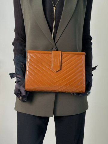 【日本直送 名牌中古包】Yves Saint Laurent 側背包 棕色 YSL 卡珊卓兒 皮革 羅紋縫線 i6mndi