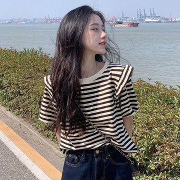 夏天女裝 韓系 100%純棉條紋短袖上衣 正肩T卹 女潮設計感小眾別緻上衣 甜辣上衣 寬鬆上衣 圓領上衣 甜美上衣