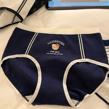 【多買多折🔥】日系小熊內褲 純棉三角內褲 可爱甜美小熊內褲 女生三角褲 中腰內褲 女学生內褲 三角褲 女生內褲