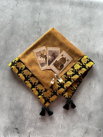 塔羅布。手工製作的。日本製造。使用高級絲綢提花織物。