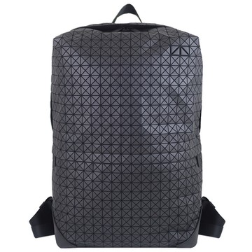 ISSEY MIYAKE 三宅一生 BAOBAO 黑色壓印方格直式大型後背包