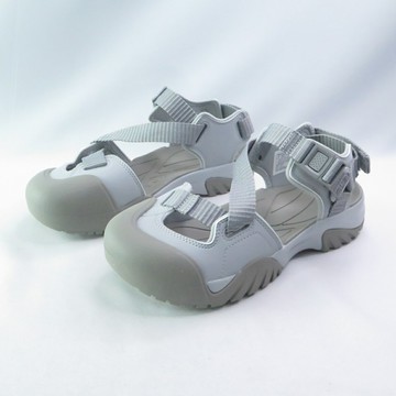 FILA 韓韶禧代言款 4S137Z050 女 潮流涼鞋 PEITO SD 護趾 涼鞋 灰【iSport愛運動】