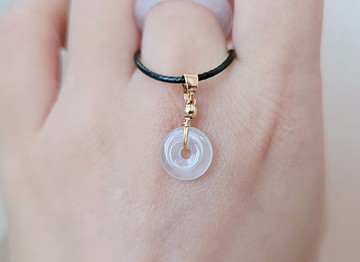 【親翠】天然翡翠 玻璃冰小精品平安釦14K金釦頭皮繩鎖骨鏈