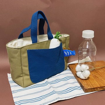 露出魚尾2.0 / 手提小便當袋 / 花綠青小魚