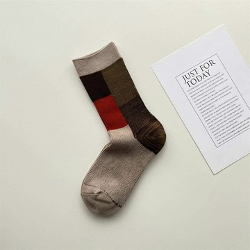 復古方塊撞色中筒襪082106