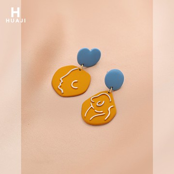 花跡抽象人頭像耳環女小眾設計不對稱撞色耳釘復古港風赫本耳飾