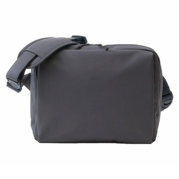 fulcro Explorer系列 簡約耐水隨身包 fia-3013-DGY  墨黑色  34 x 27 x 9cm