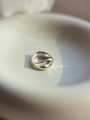 925 Silver Gold Plated Carved Grotto Ring