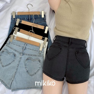 8.8｜1件不留｜375降299｜愛心口袋包臀牛仔短褲【B10243】蜜桃臀 包臀短褲 辣妹短褲 彈力 女短褲
