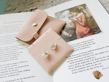 Enko |  逆光背影的午後 14K包金 巴洛淡水珍珠耳環耳夾