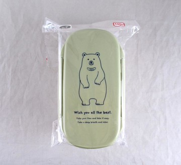 【100 Life Japan Can Do】開心果小熊-附筷子雙層便當盒(綠)(上層240ml・下層350ml)(1入)