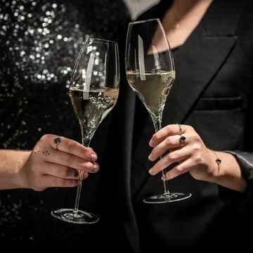 【德國水晶杯ZWIESEL GLAS】原廠禮盒 THE FIRST系列 Champagne 手工香檳杯 366ml (2入組) 禮盒+提袋｜聖誕節｜射手座生日快樂｜生日禮物｜送禮｜禮盒