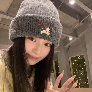 「小確幸 新品首賣」冬季韓版針織帽 包頭帽 保暖大頭圍冷帽 顯臉小護耳冷帽 帽子 可愛小狗刺繡毛線帽女年秋百搭帽子