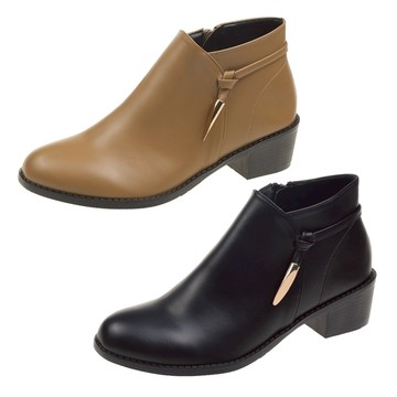 白鳥麗子 [現貨快出] 圓頭靴 MIT經典皮革微V口金飾低跟短靴