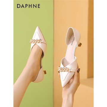 達芙妮法式小高跟鞋女2024年爆款春夏季尖頭中空水鉆女士細跟單鞋