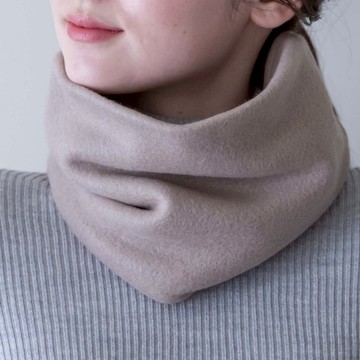 【預購】純蠶絲極柔保暖圍脖 卡其綠