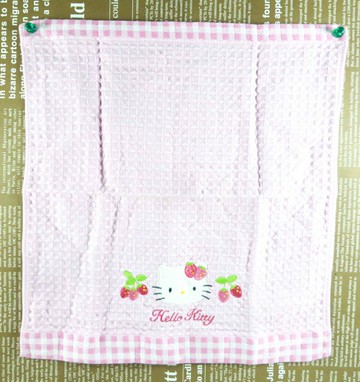 【震撼精品百貨】Hello Kitty 凱蒂貓 中方巾 粉草莓 震撼日式精品百貨