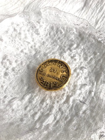 【日本直送 名牌二手包】CHANEL 香奈兒 康朋系列 胸針 金色 vintage 古董 sb6gi2