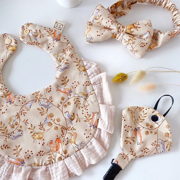 杏法國狐狸莊園 彌月禮盒  圍兜  髮帶 滿月禮 新生兒禮物 週歲禮