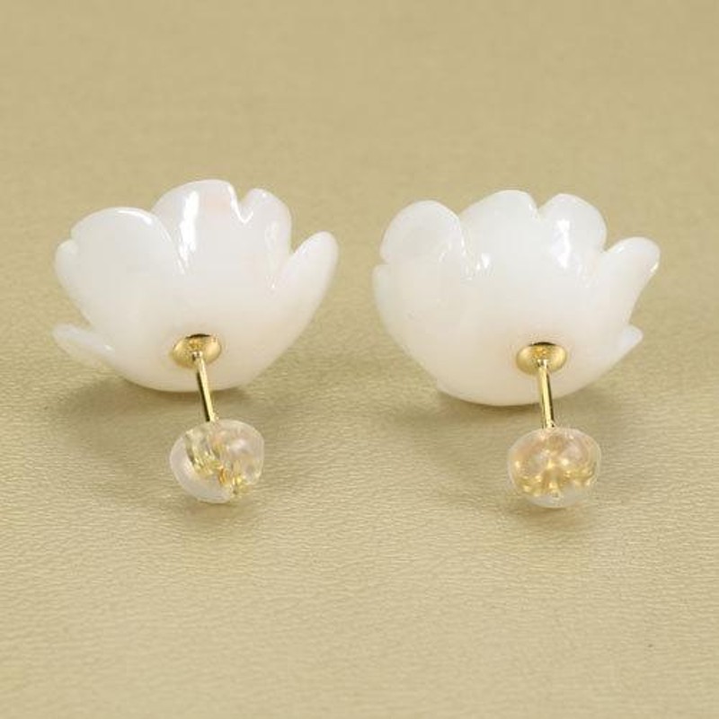 白珊瑚ピアス 薔薇 花 K18 イエローゴールド 無染色 JUNSUI