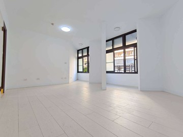 內惟瑞豐果貿商圈翻新美3房｜高雄市左營區果峰街