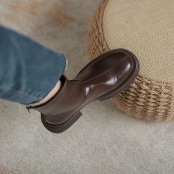 真皮棕色馬丁靴女秋冬加絨2025年新款瘦瘦靴英倫風炸街短靴小個子