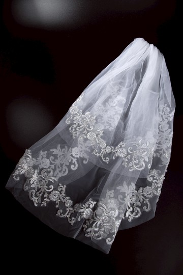 White Floral Lace Layered Mesh Bridal Veil