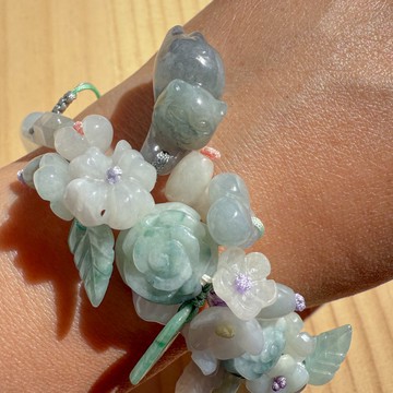 手工翡翠手鐲 - 玫瑰半開口鐲 – 貓與楓葉