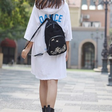 後背包尼龍雙肩包-重工刺繡防水多隔層女包包5款74cm15【獨家進口】【米蘭精品】