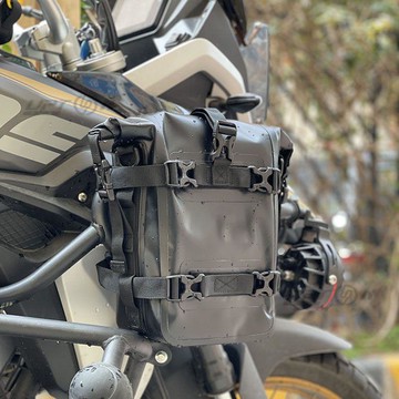 新款【upton】6L摩托車護槓防水包 摩托車邊包電動車邊包