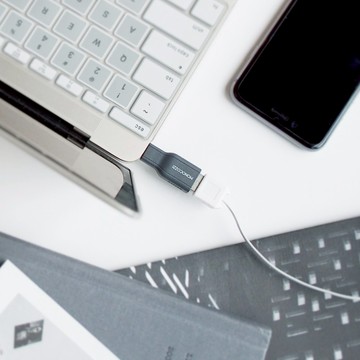 VITAL POWER | USB-C 至 USB 5BPS 轉換器 - 灰色