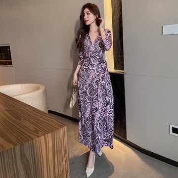 連衣裙女新款韓版修身顯瘦大碼裹胸裙紫色腰果印花一片式圍裹長裙