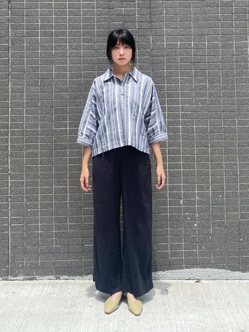 拼接袖造型上衣