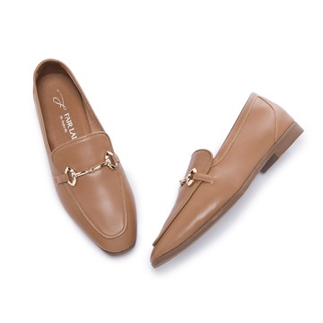 小時光  時髦馬銜釦真皮平底樂福鞋 泰迪棕 (522454)