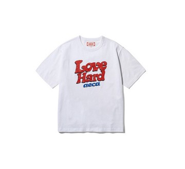 AECA Love Hard Half Sleeve用力愛短袖上衣