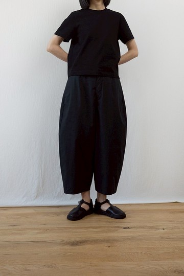 松緊腰復古暗門襟碎褶氣球褲 黑色 春夏秋