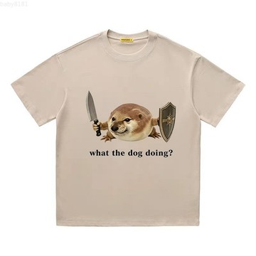 我的刀盾 what the dog doing 柴犬迷因 厚磅寬鬆短T 韓版落肩T恤 衣服 短袖上衣 歐美 潮T