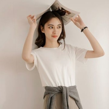 OB嚴選中大尺碼-刺繡標語立體車線素色TEE《AB19124》