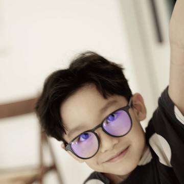 LEFOON ＿ Kids computer glasses 細框 兒童抗藍光眼鏡 - 質感亮黑