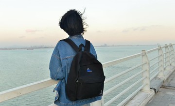 KIITOS 旅行主题厚帆布双肩包笔电包后背包--富士山款【出清品】