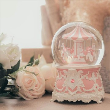 【讚爾JARLL】粉紅洛可可旋轉木馬音樂水晶球(曲:宮崎駿 神隱少女)