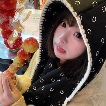 韓版 ins小衆 笑臉印花帽子 百搭 秋冬帽子 拍照打卡氛圍感圍脖 舒適針織圍巾 蝴蝶結連帽圍巾 甜美可愛披肩