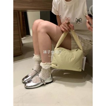 METWO 小香風銀色圓頭淺口一字扣平跟瑪麗珍鞋復古法式百搭單鞋