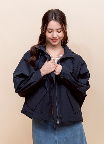 自在鬆愜廓形連帽短風衣外套