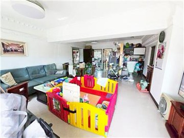 日光荷堤大五房景觀屋｜新北市三峽區介壽路一段