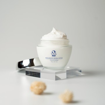 線條逆轉 雪絨花緊緻反重力乳液100ml(超大瓶的喔) - UNA