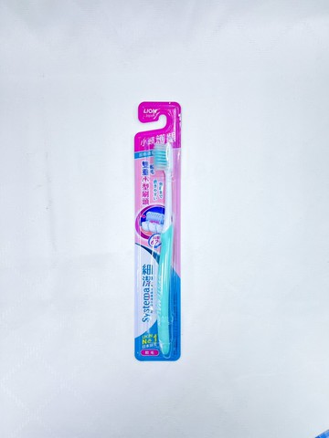 【誠意中西藥局】獅王細絲特磨牙刷-小頭型