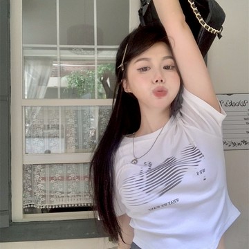 【JDUDS】【現貨快發】短版設計短袖修身顯瘦上衣 設計感辣妹上衣 顯瘦短版上衣 運動短版上衣 運動風 女裝 短版T